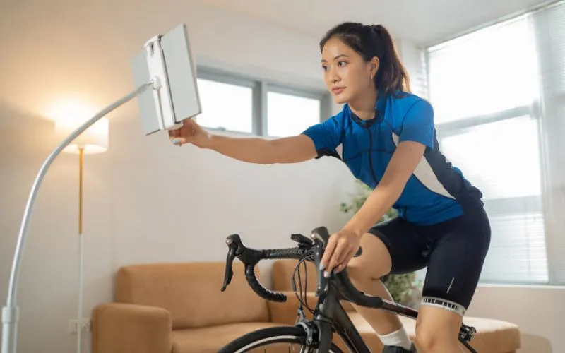 Benefits of Using an Exercise Bike Before Knee Replacement